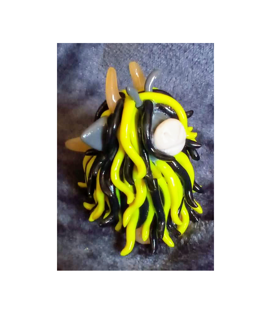 Highland cow Bumblebee